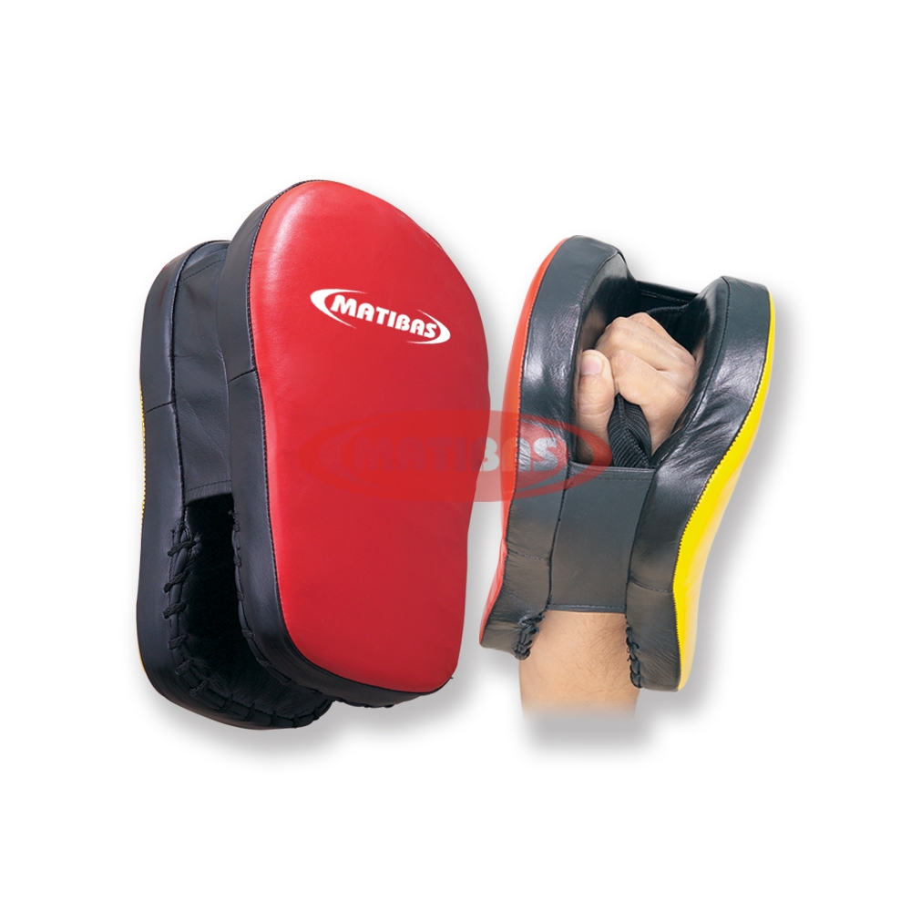 Train with pro focus pads designed for durability, control, and performance. Ideal for boxing and kickboxing daily training sessions.
